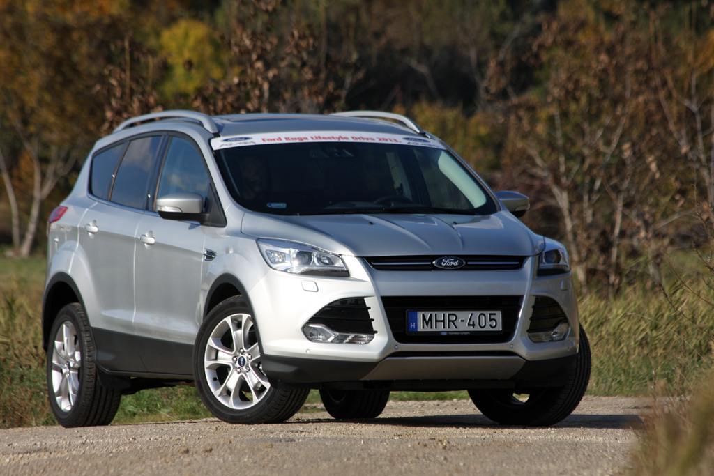 FORD KUGA