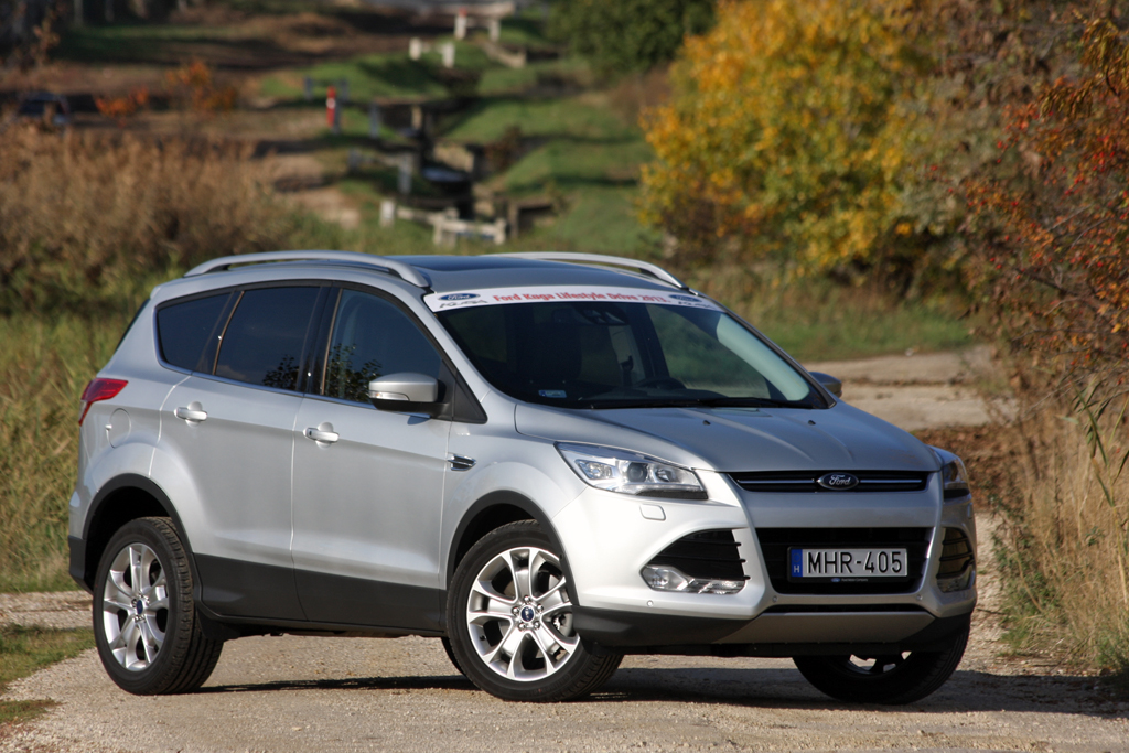 FORD KUGA