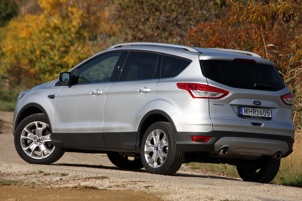 FORD KUGA