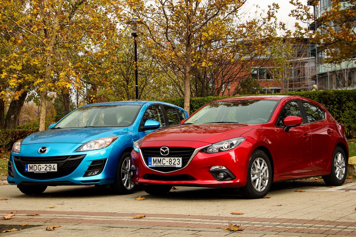 MAZDA 3