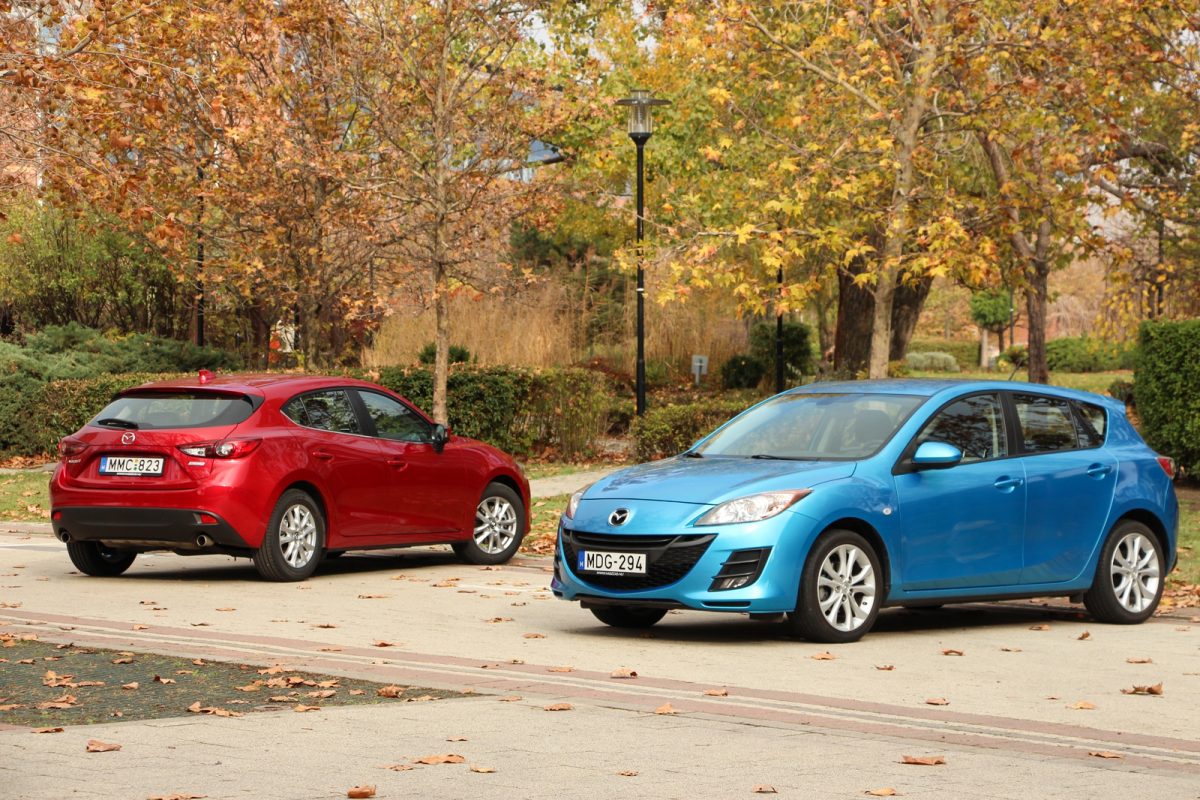 MAZDA 3