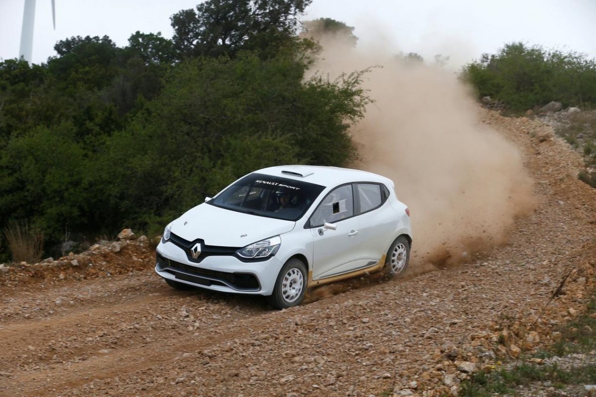 RENAULT CLIO
