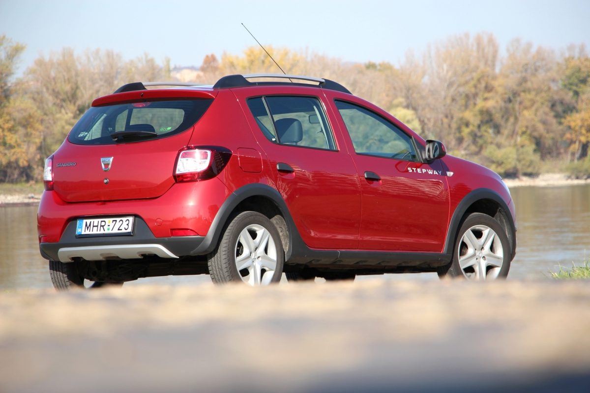 DACIA SANDERO