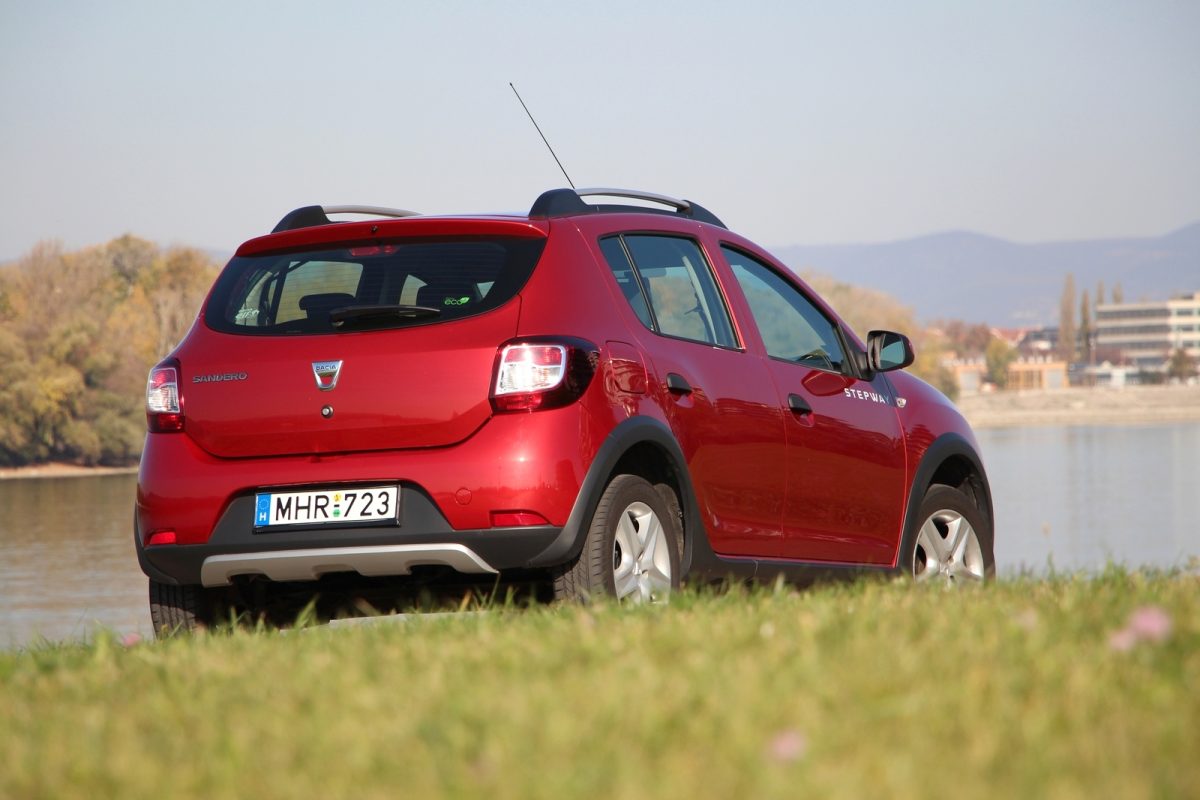 DACIA SANDERO