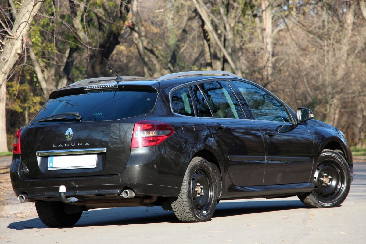 RENAULT LAGUNA