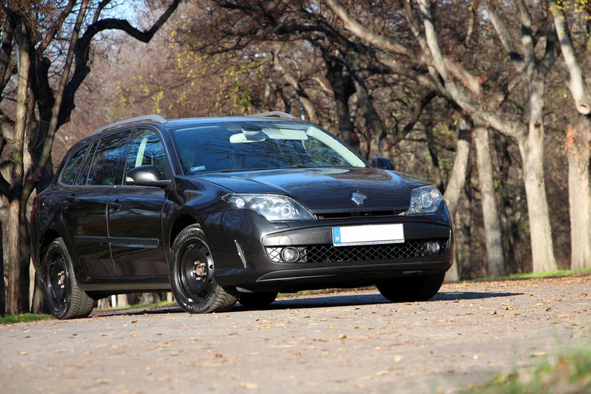 RENAULT LAGUNA