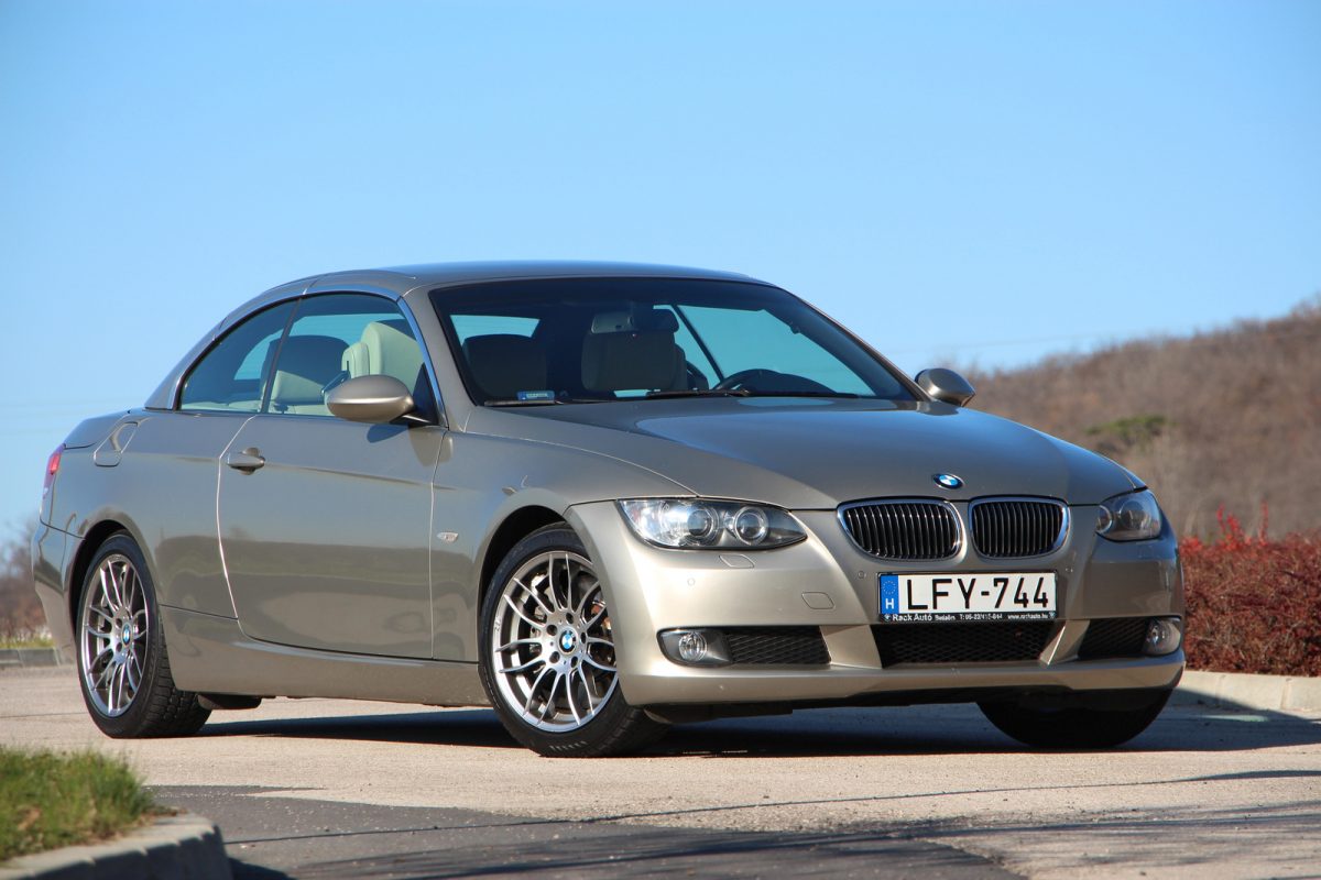 BMW 330