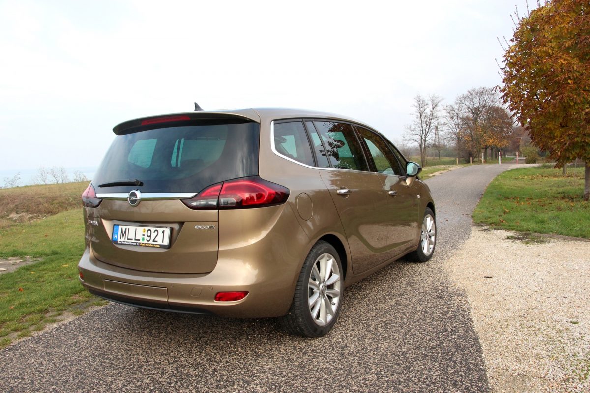 OPEL ZAFIRA TOURER