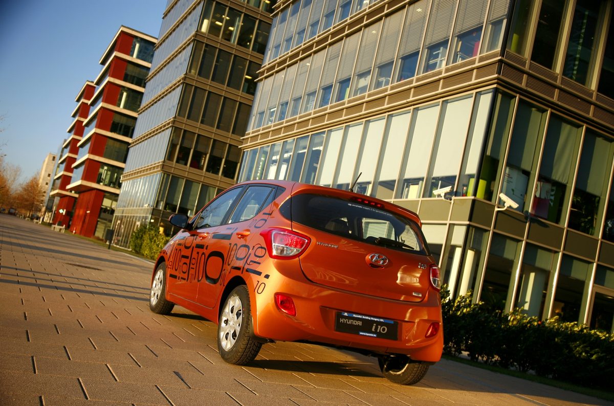 HYUNDAI I10