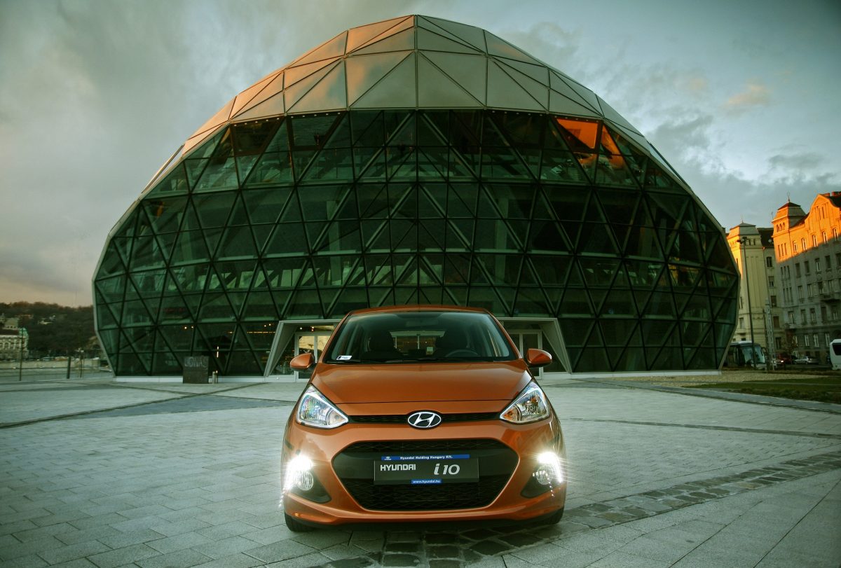 HYUNDAI I10