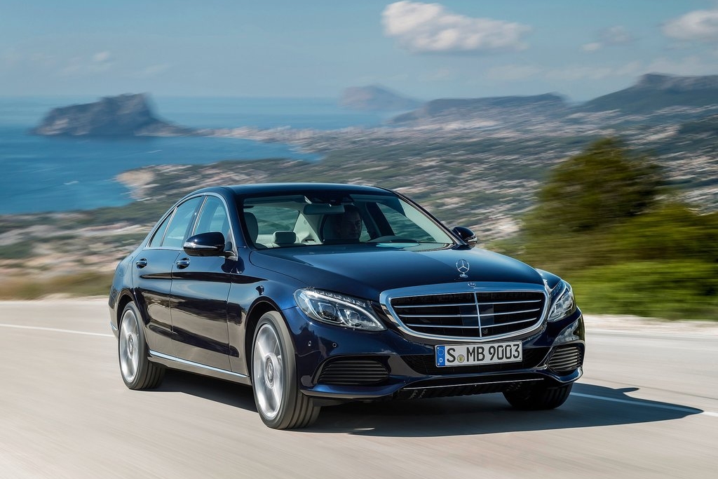 MERCEDES-BENZ C-OSZTÁLY