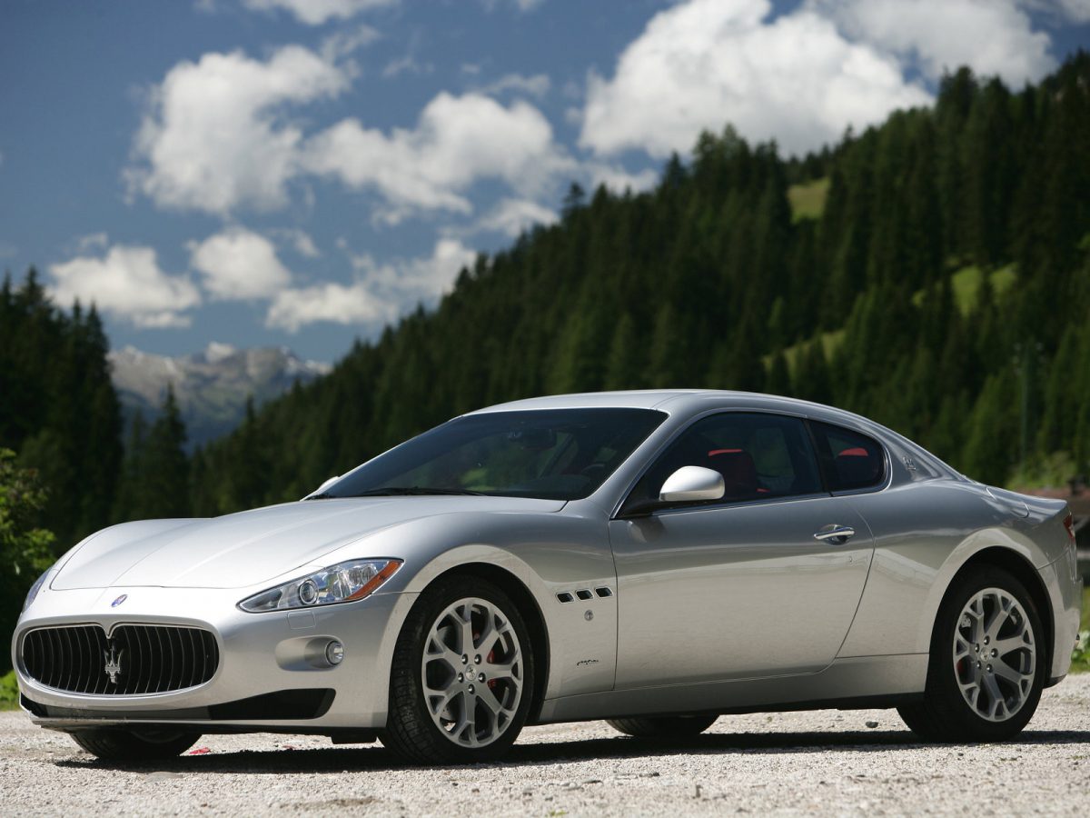 MASERATI GRANTURISMO