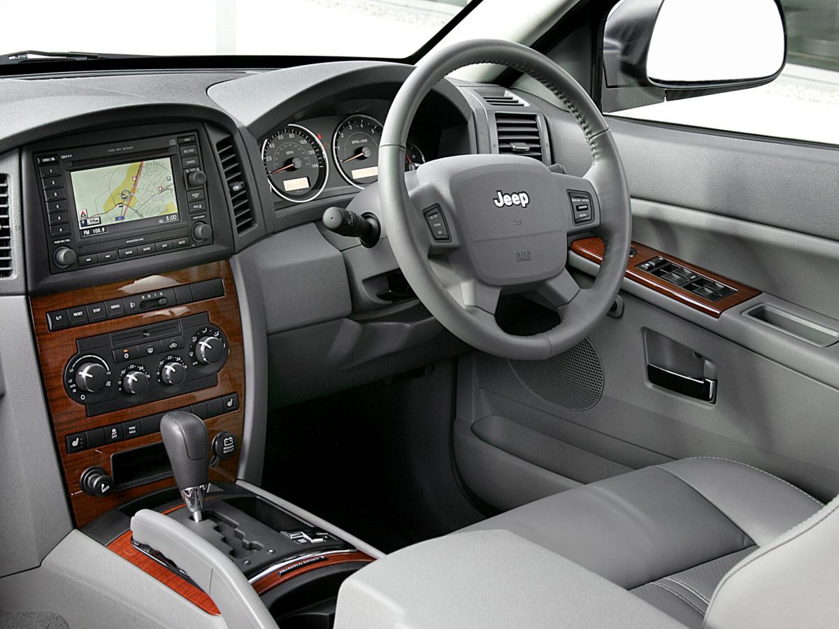JEEP GRAND CHEROKEE