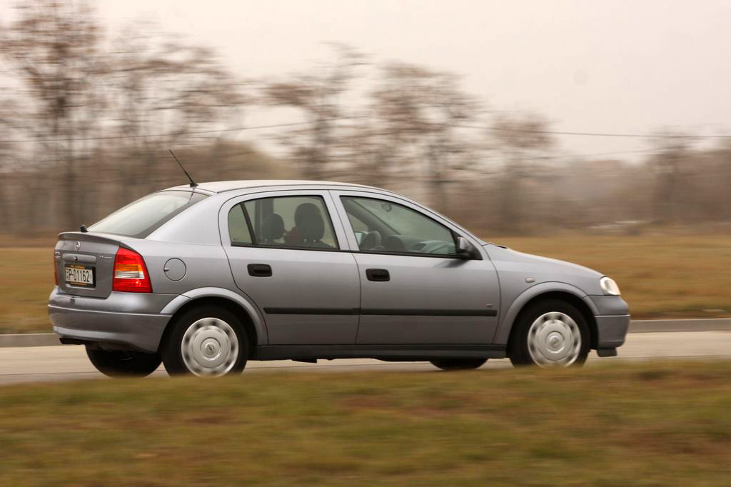 OPEL ASTRA H