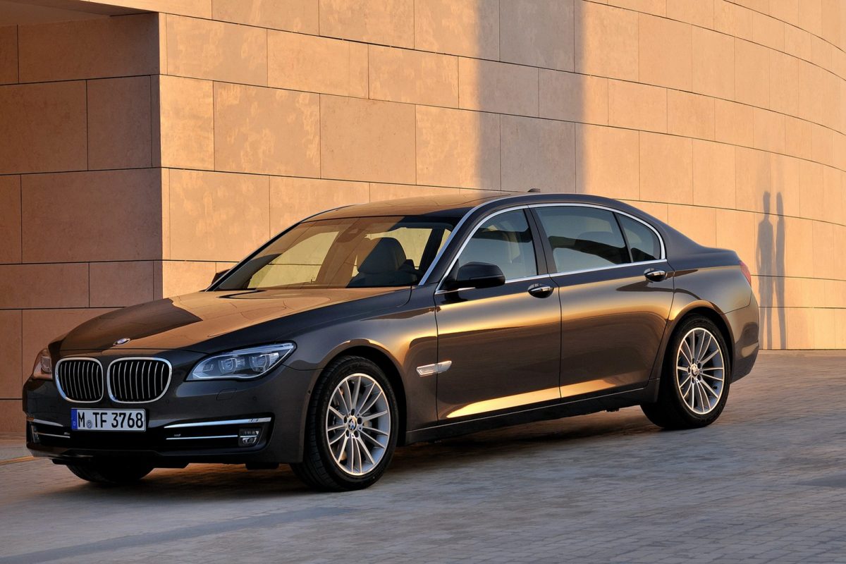 BMW 7-ES SOROZAT