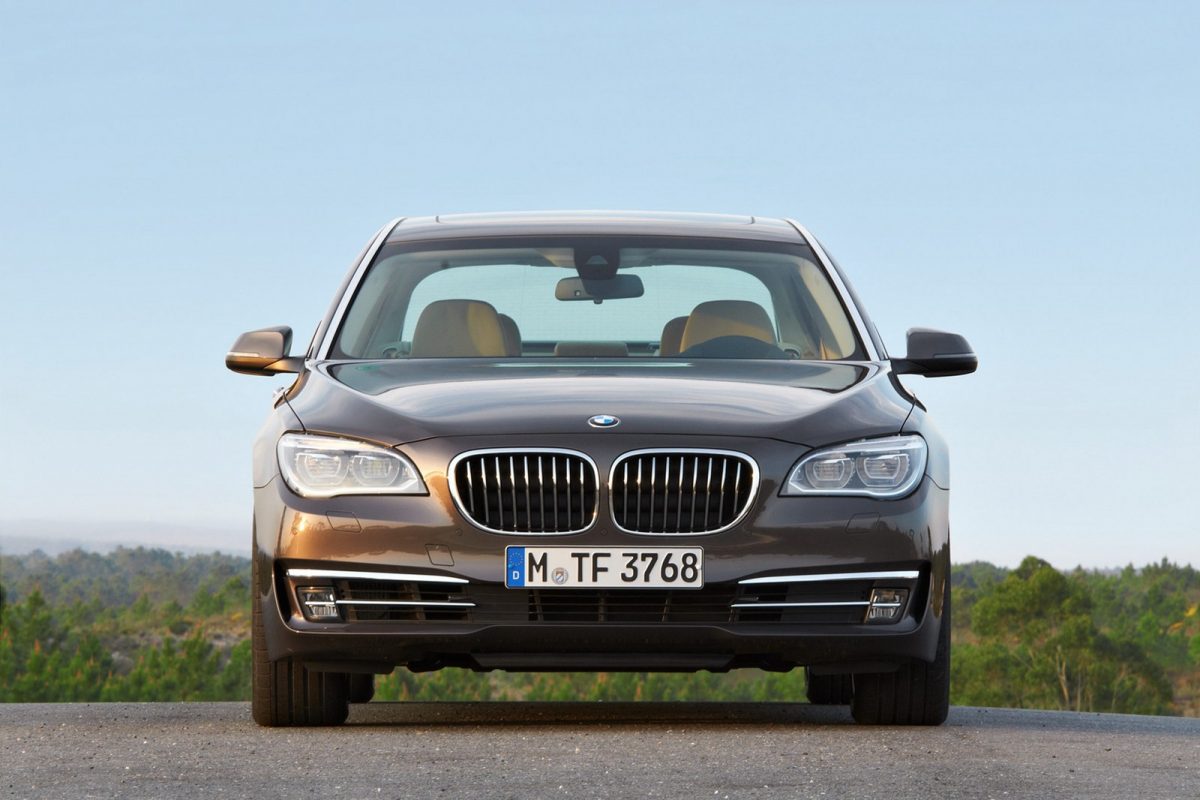 BMW 7-ES SOROZAT