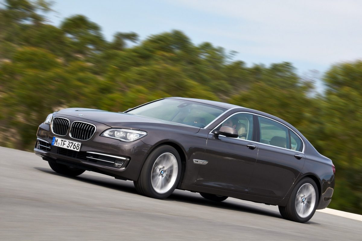 BMW 7-ES SOROZAT