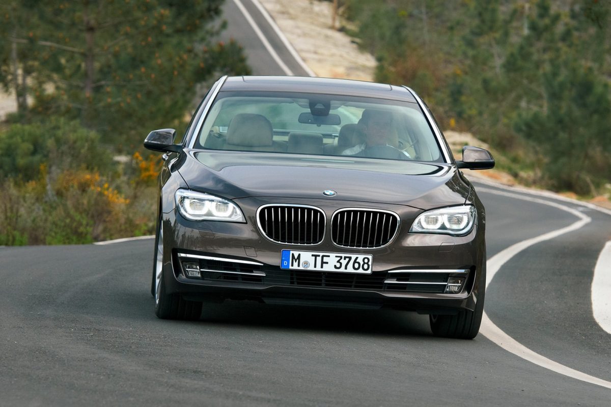 BMW 7-ES SOROZAT