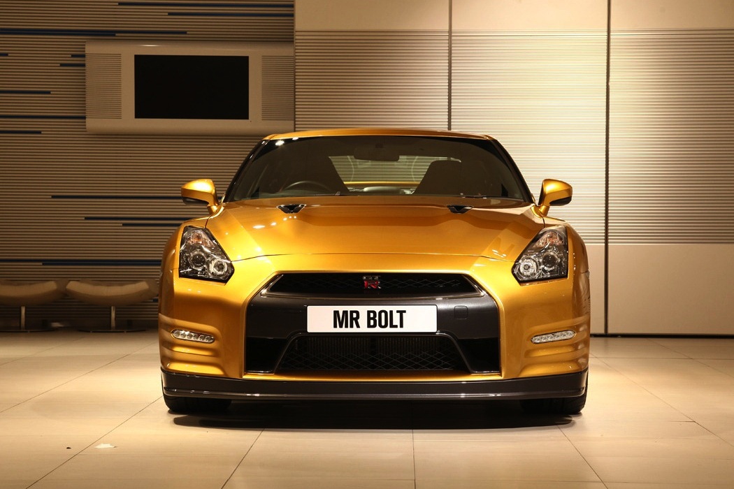NISSAN GT-R
