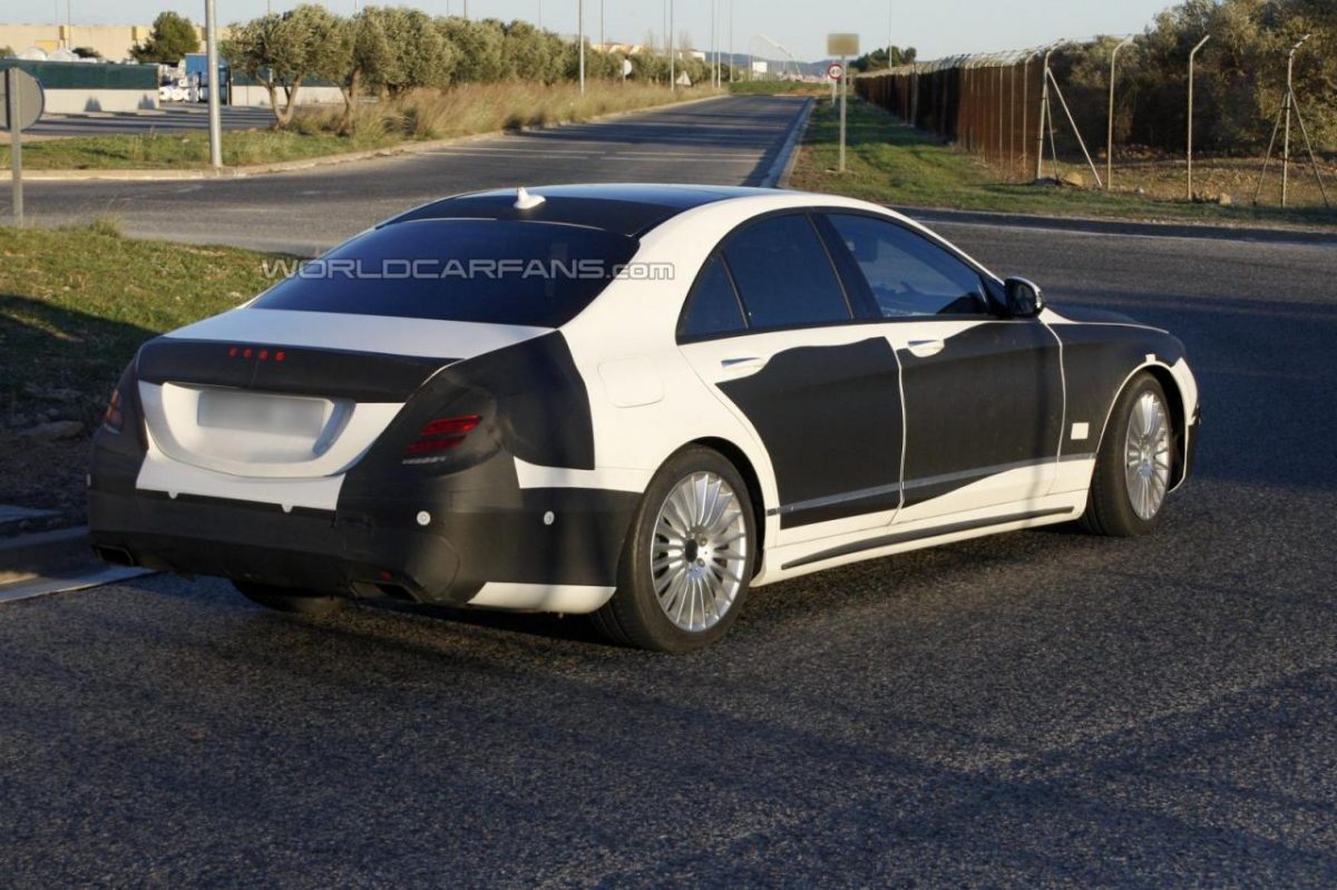 MERCEDES-BENZ S-OSZTÁLY