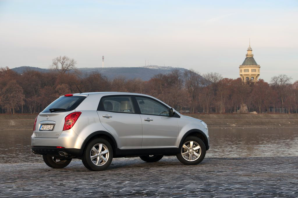 SSANGYONG KORANDO