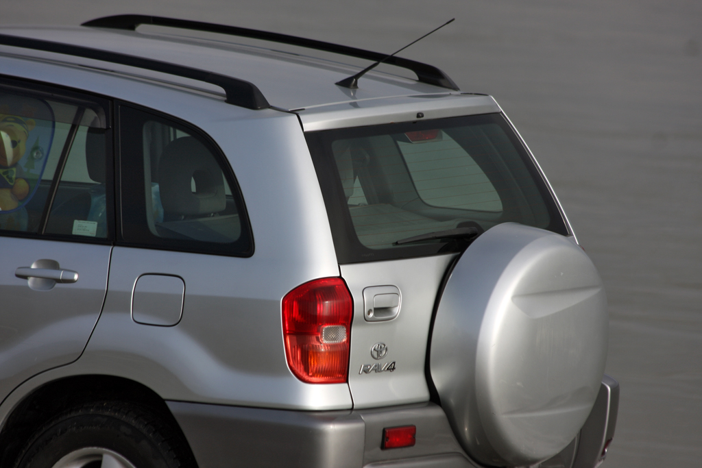 TOYOTA RAV 4