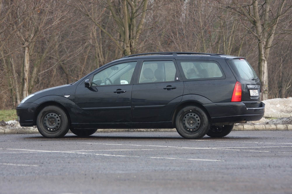 FORD FOCUS