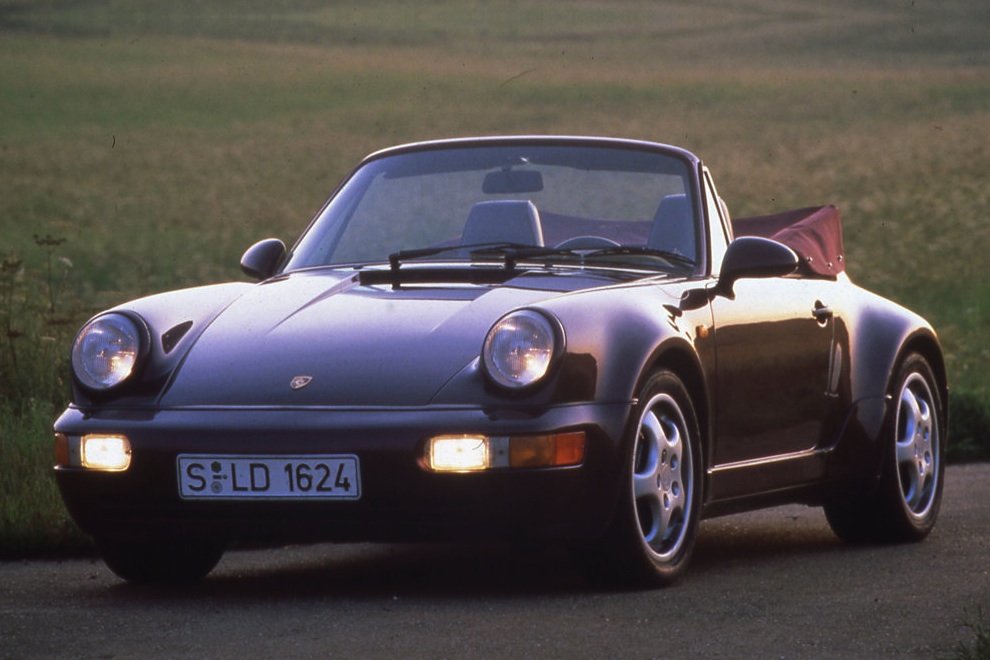 PORSCHE 911