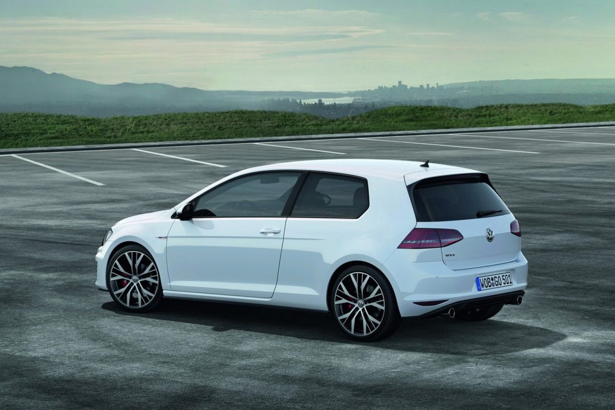 VOLKSWAGEN GOLF VII