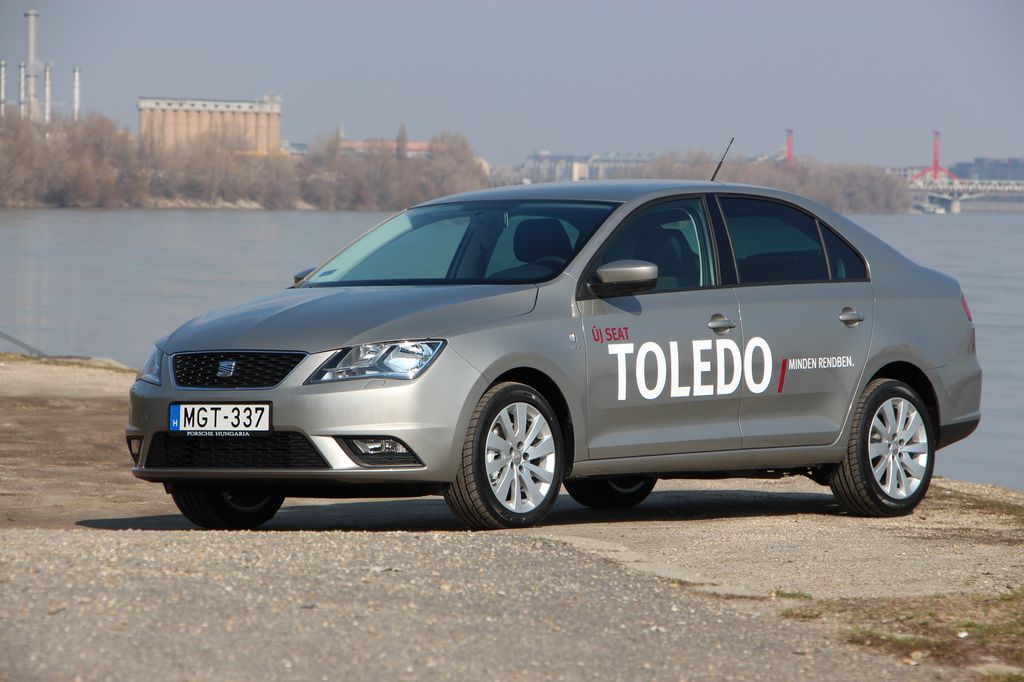 SEAT TOLEDO