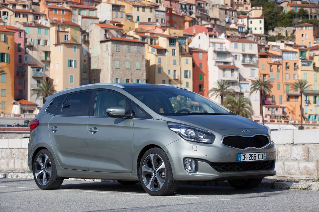 KIA CARENS