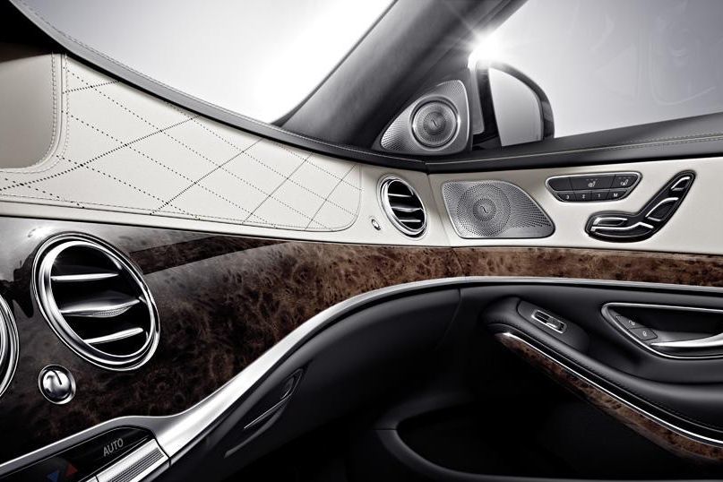 MERCEDES-BENZ S-OSZTÁLY