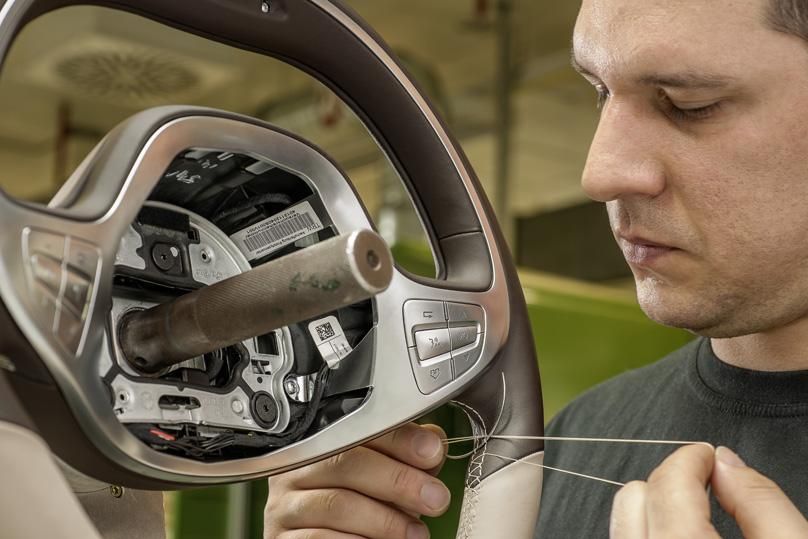 MERCEDES-BENZ S-OSZTÁLY