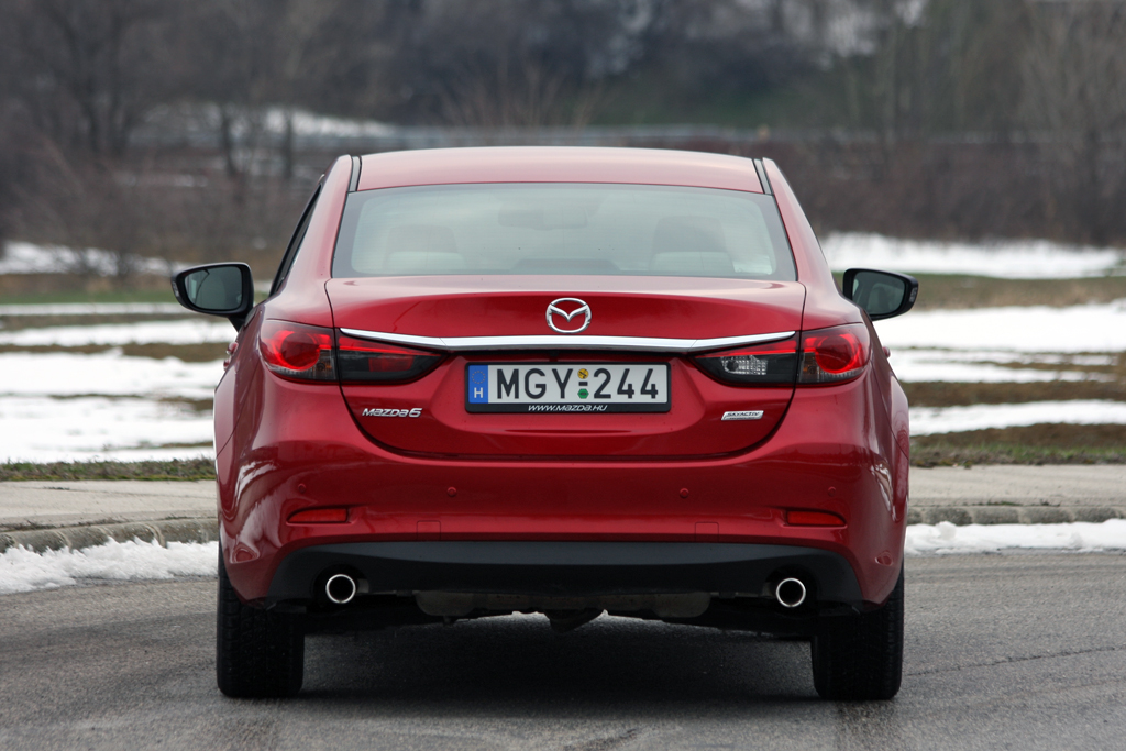 MAZDA 6