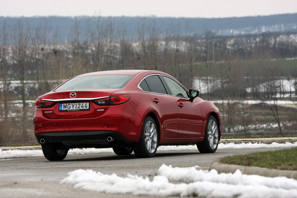 MAZDA 6