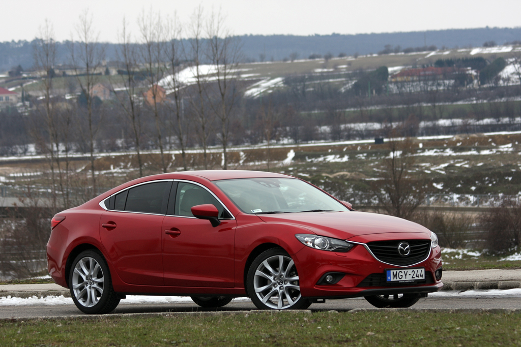 MAZDA 6