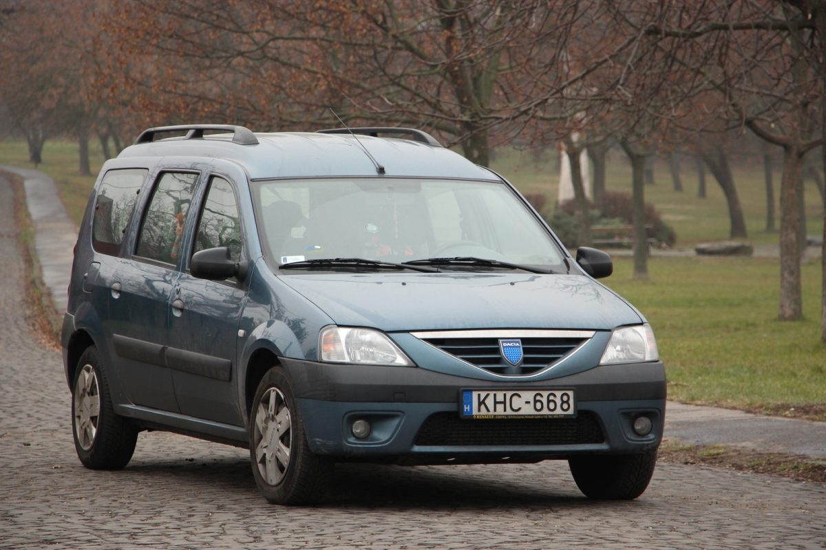 DACIA LOGAN