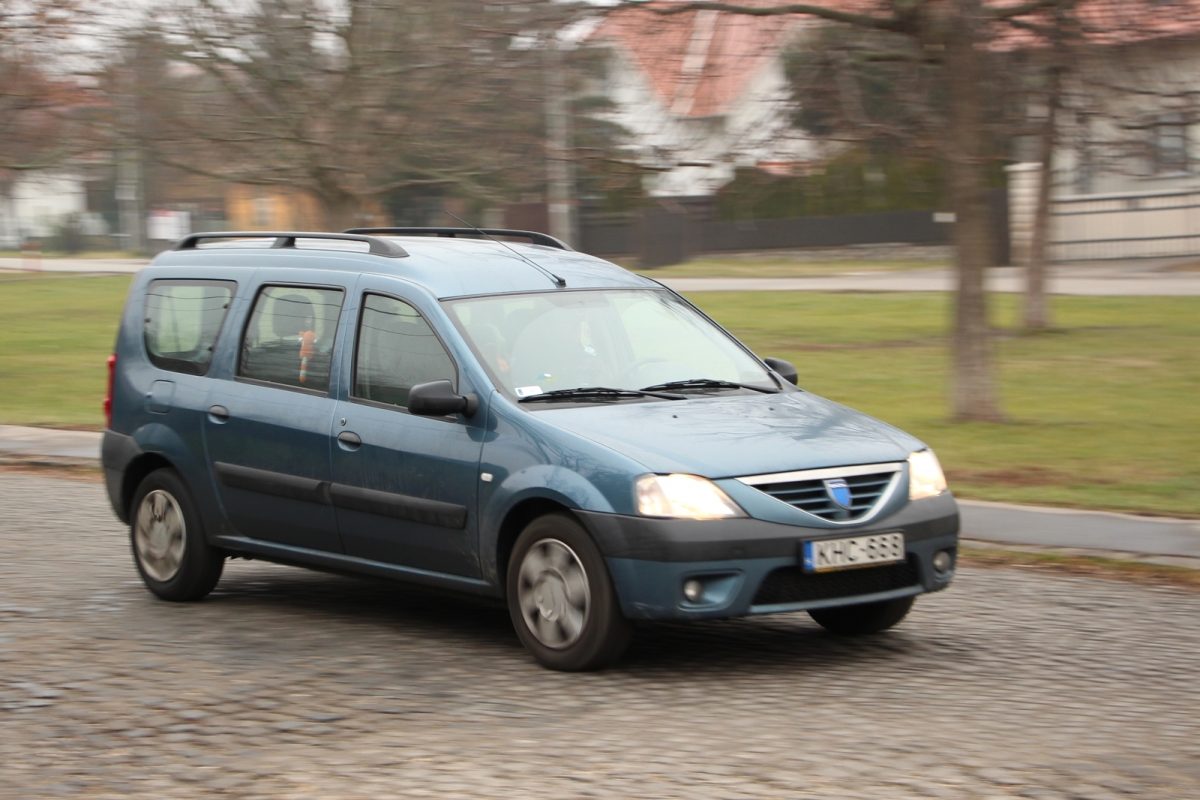 DACIA LOGAN