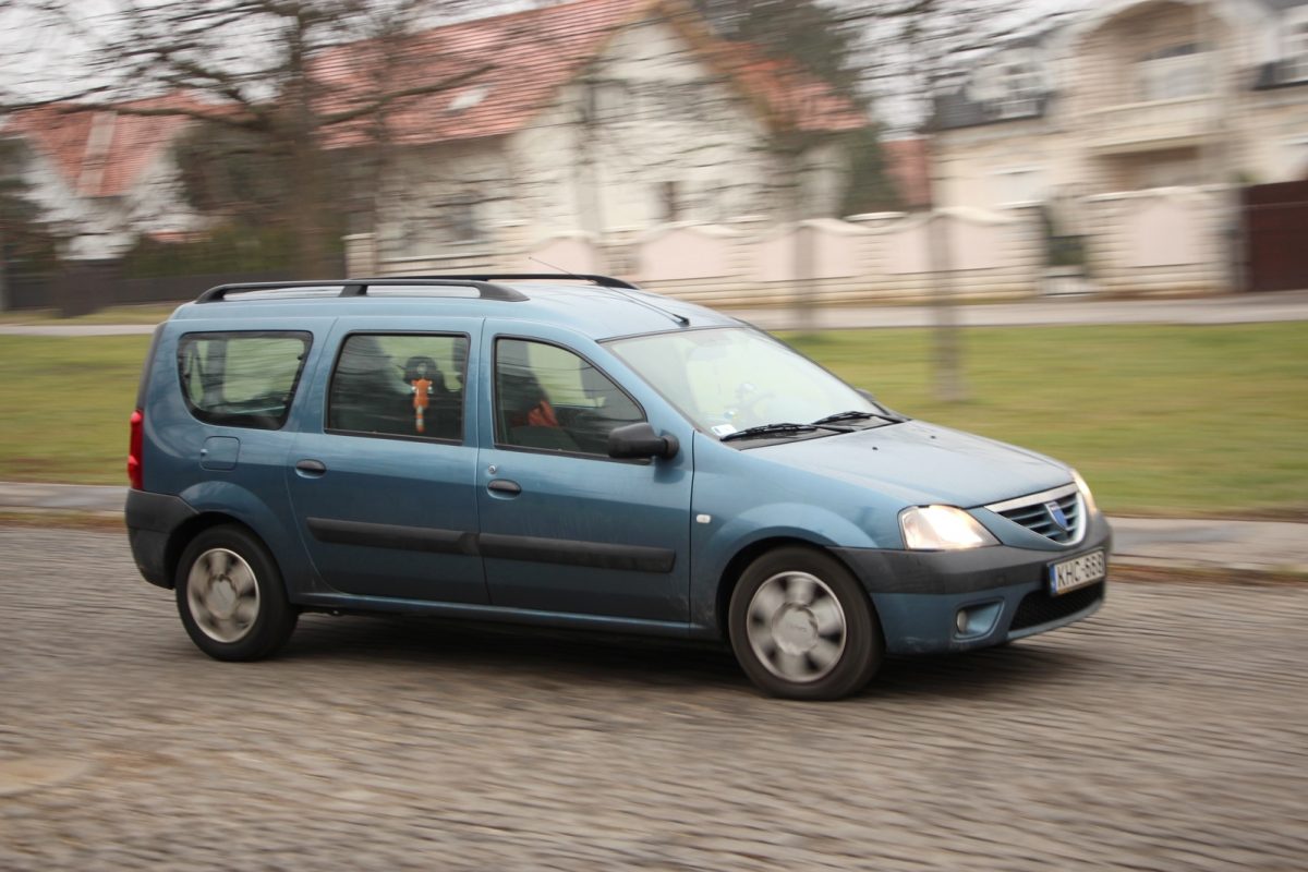 DACIA LOGAN