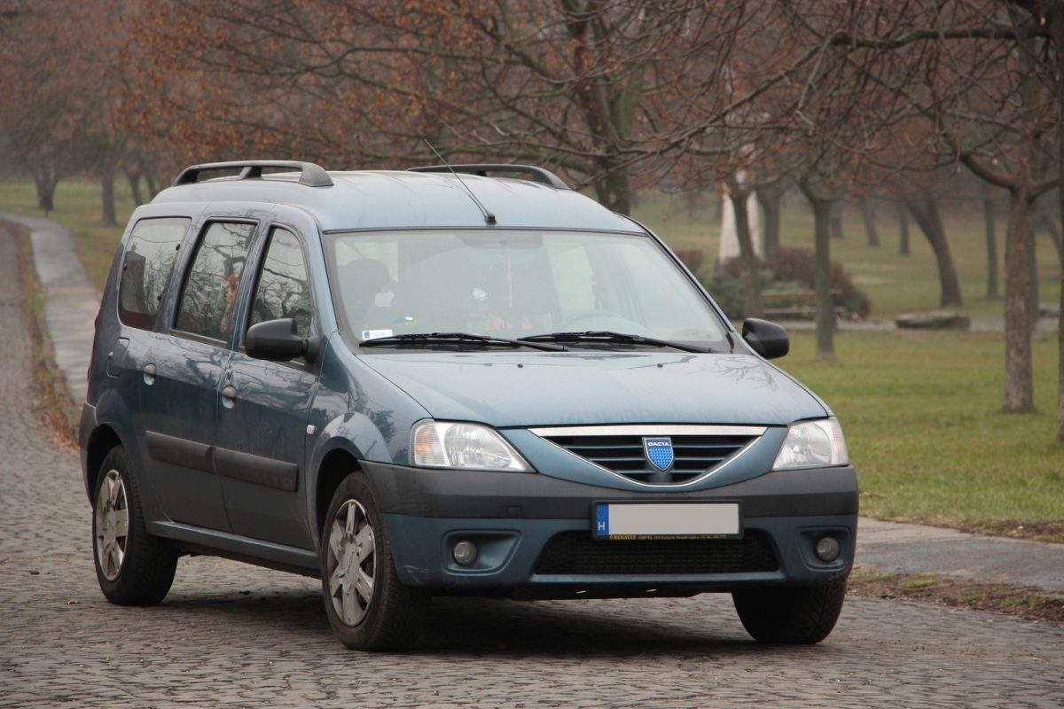 DACIA LOGAN