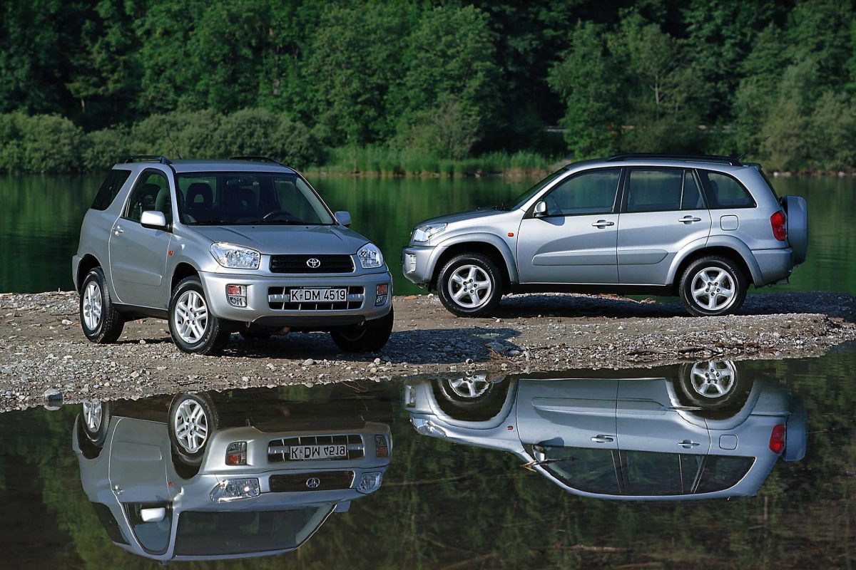 TOYOTA RAV 4