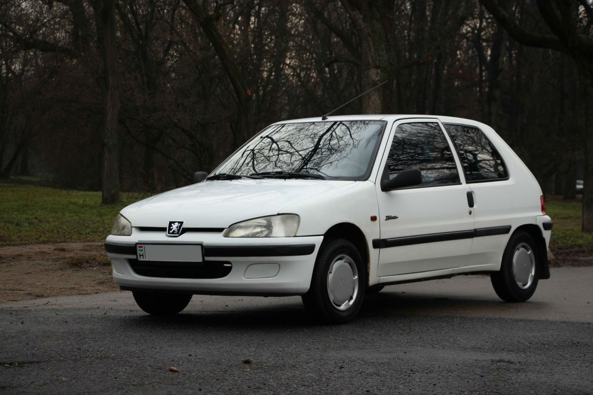 PEUGEOT 106