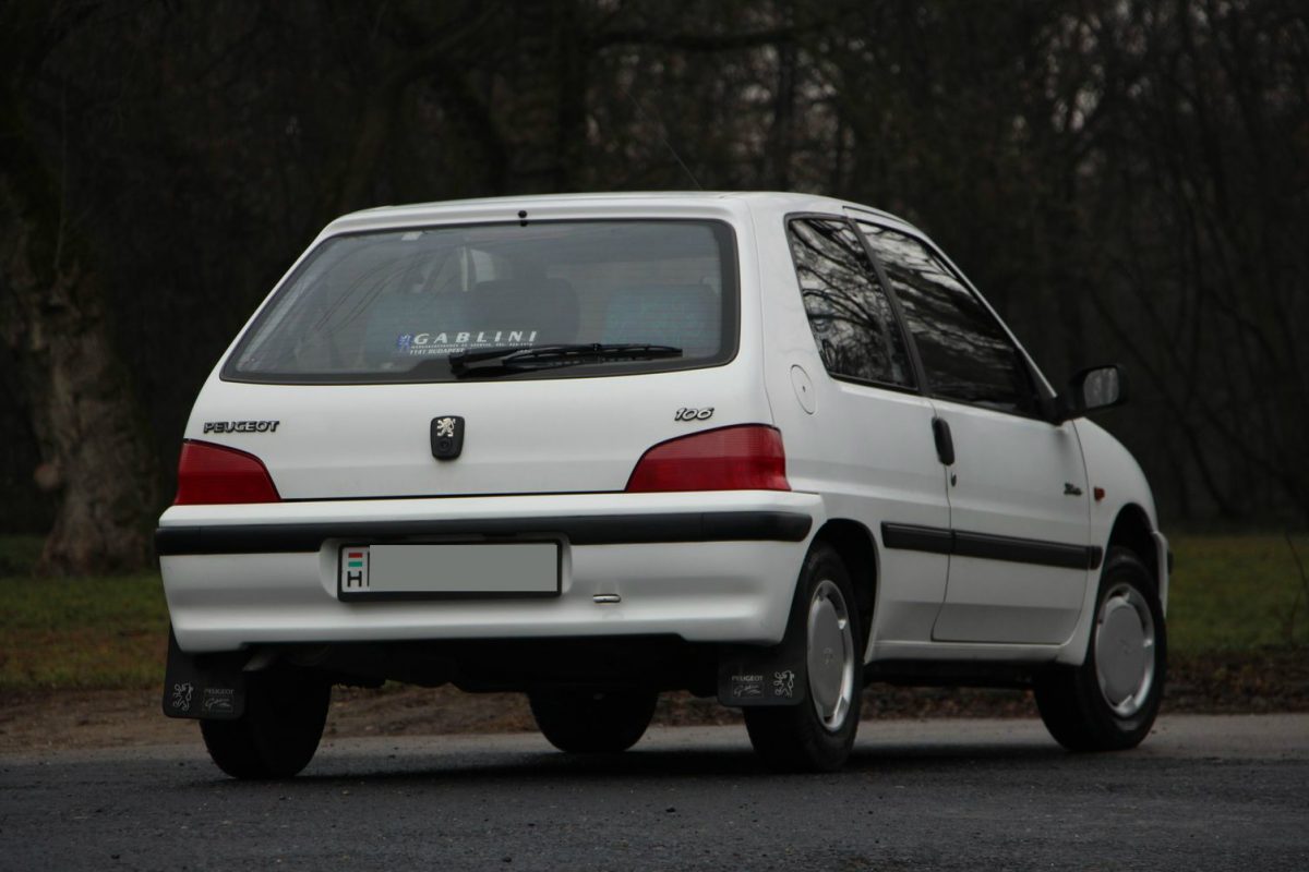 PEUGEOT 106