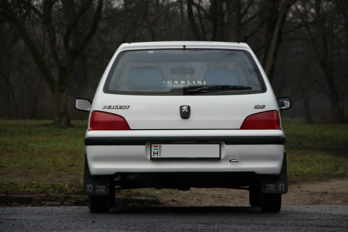 PEUGEOT 106
