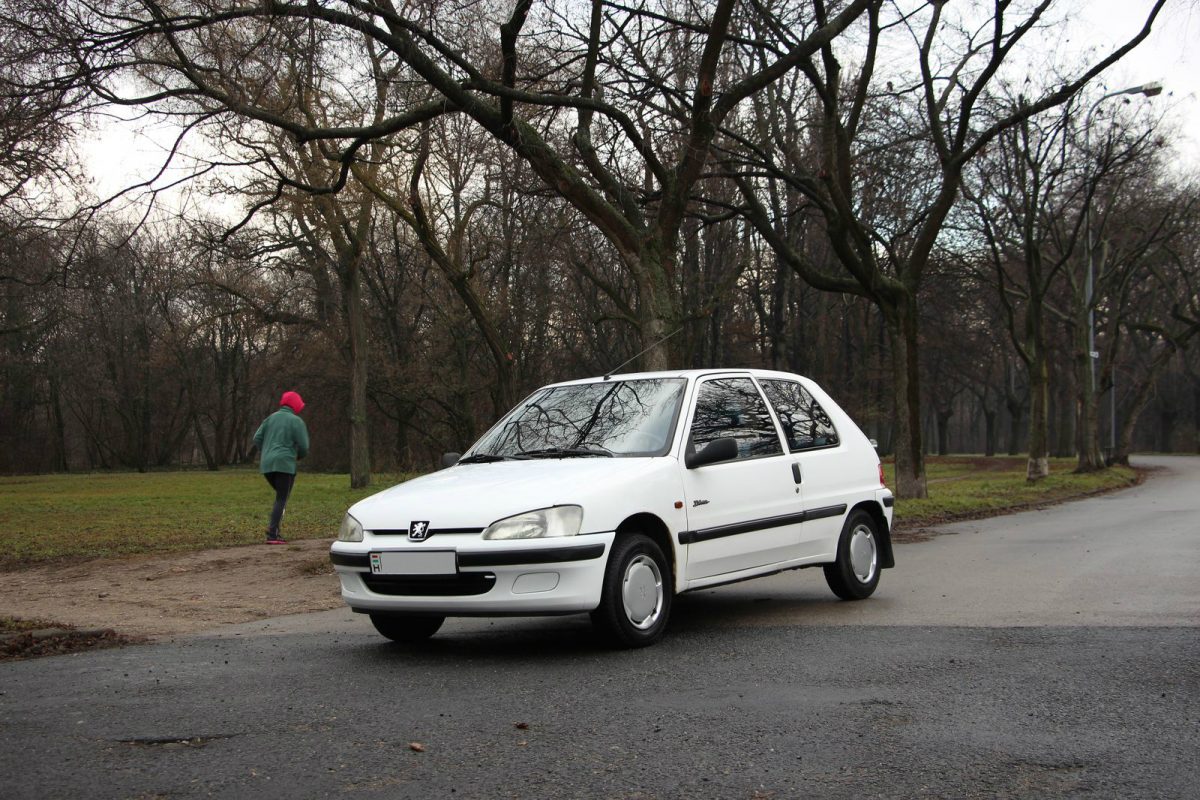 PEUGEOT 106