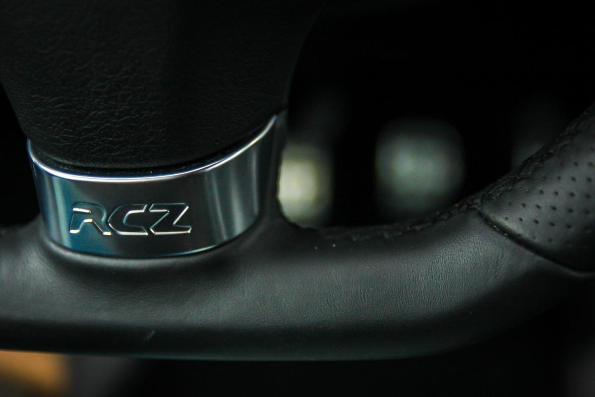 PEUGEOT RCZ