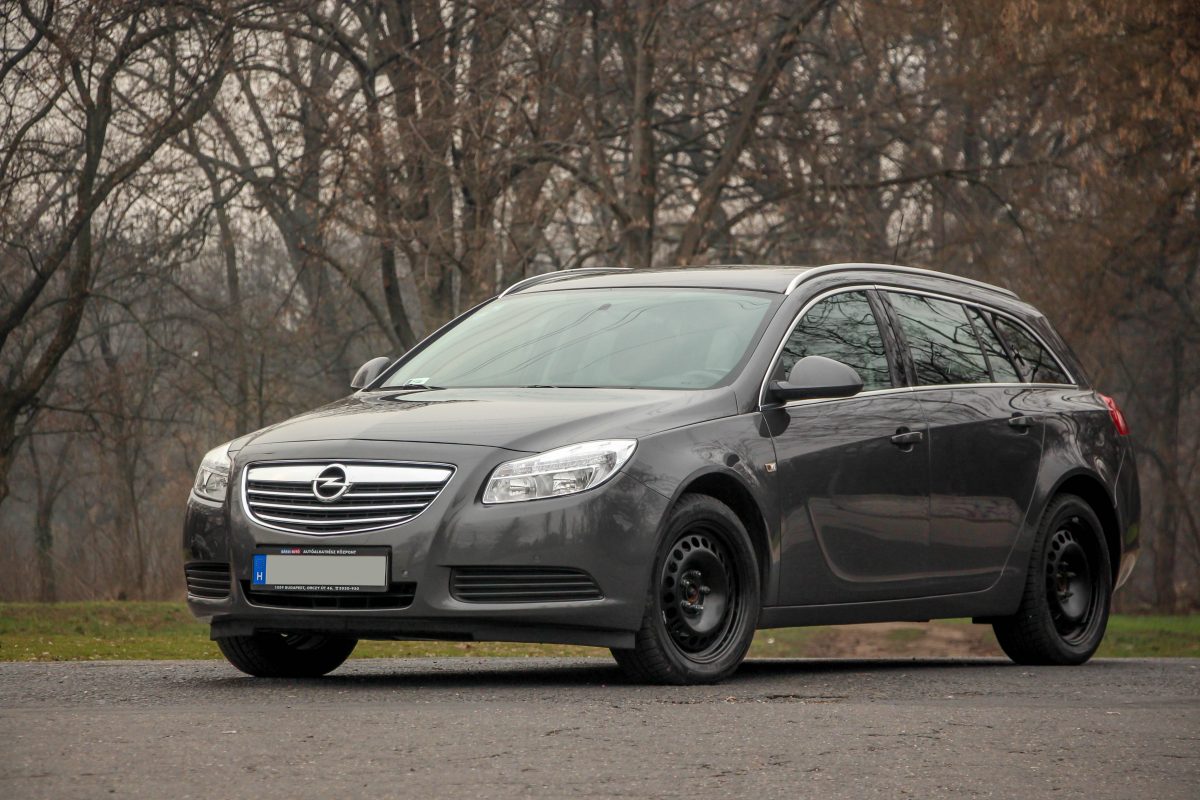 OPEL INSIGNIA