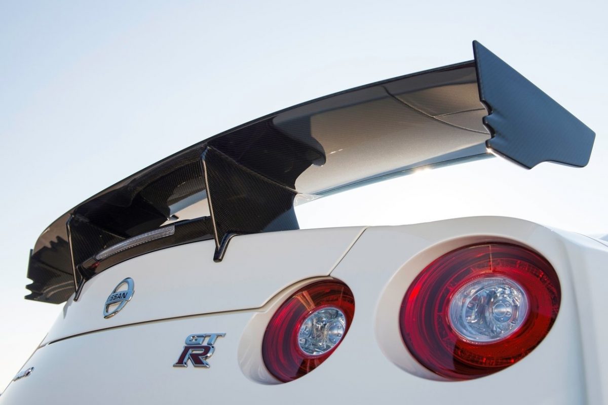 NISSAN GT-R