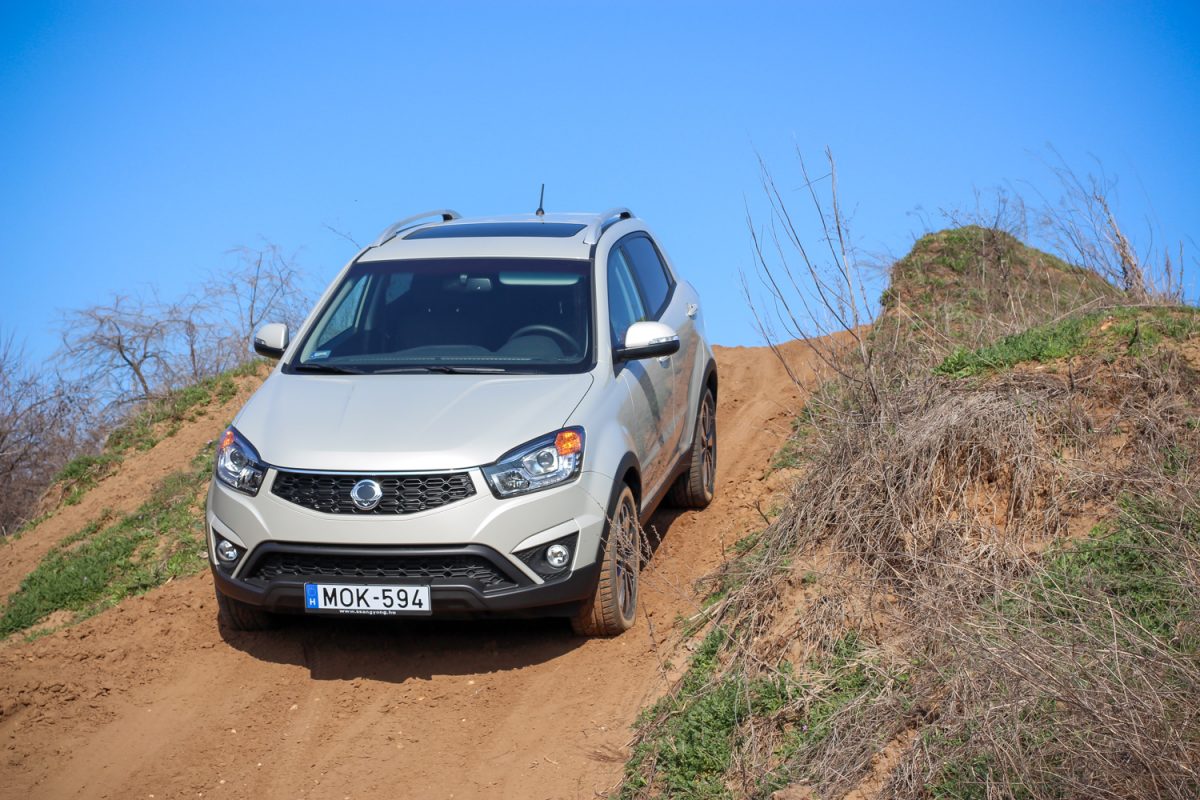 SSANGYONG KORANDO