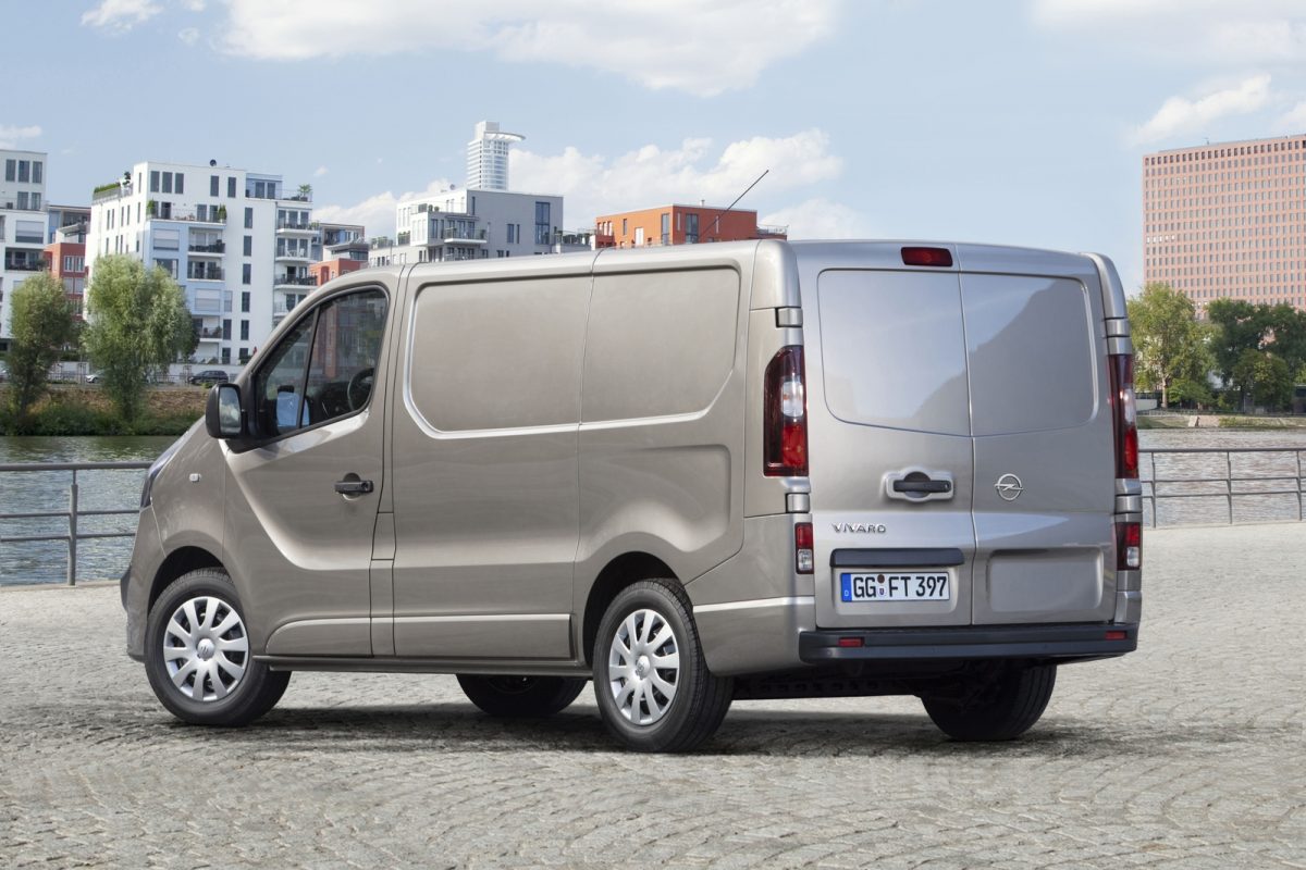 OPEL VIVARO
